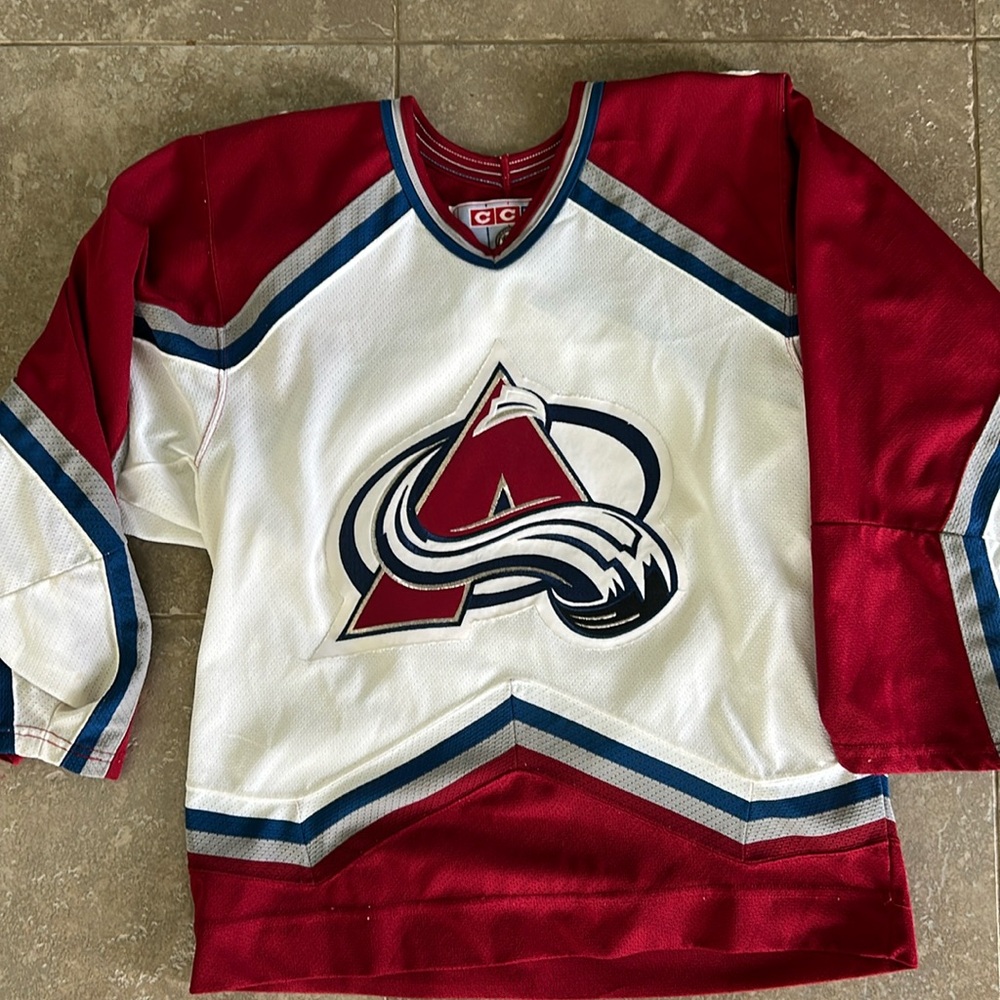 CCM Colorado Avalanche replica hockey jersey NHL Mens Small